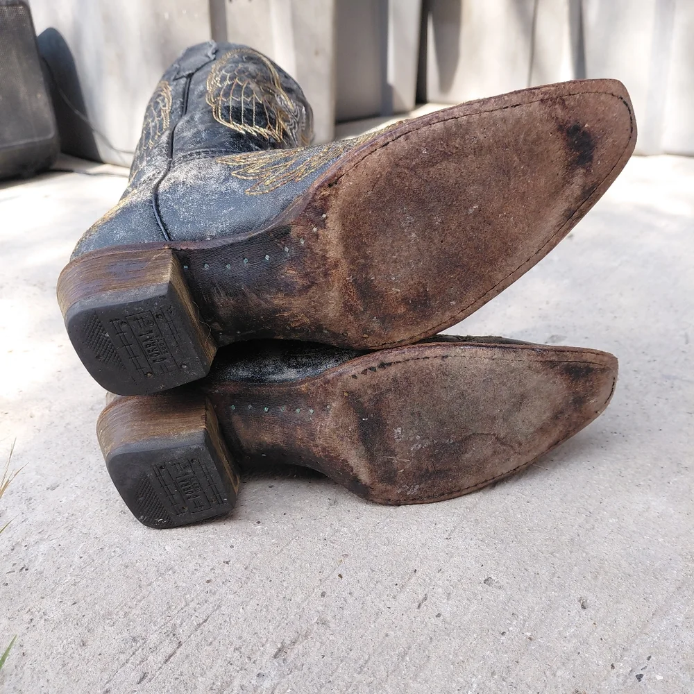 Corral Goldie Winged Distress Boots